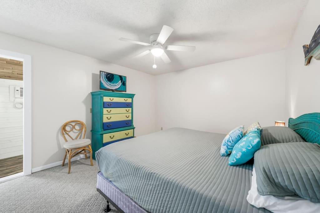New! Steps To White Sand Beaches! Pool & Grill! 2Br 2Ba Panama City Beach Eksteriør bilde